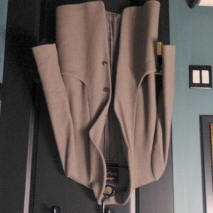 Aritzia Cocoon Coat Mid length